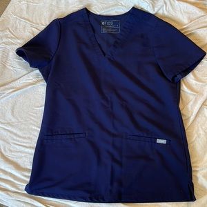 Figs Casma Three Pocket Scrub Top